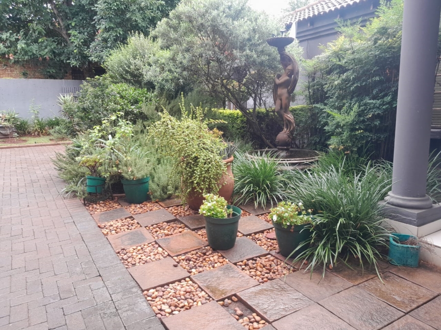 3 Bedroom Property for Sale in Safari Gardens North West